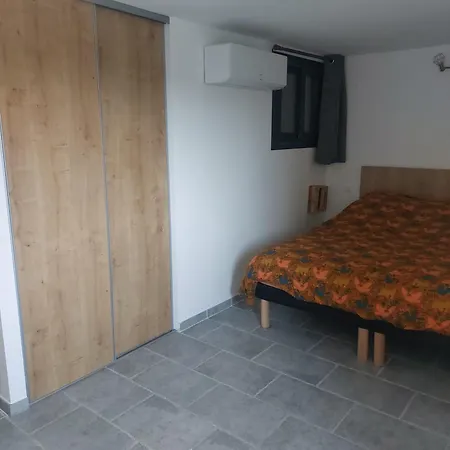 Holiday home La Maison D'antoine A Robion en Luberon